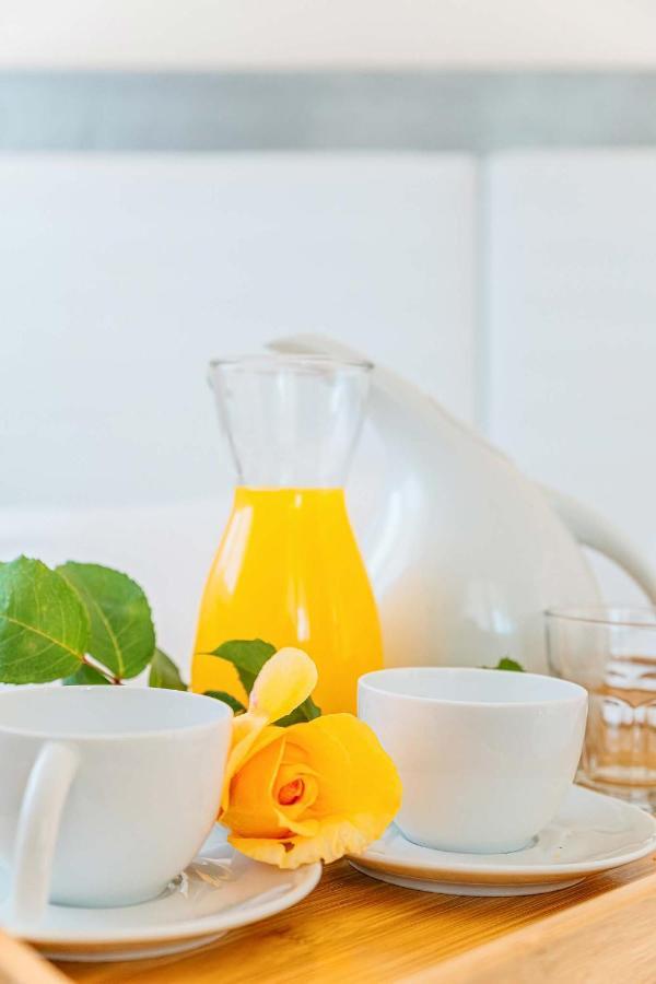 Marinis Boutique Rooms Nea Iraklitsa Екстериор снимка