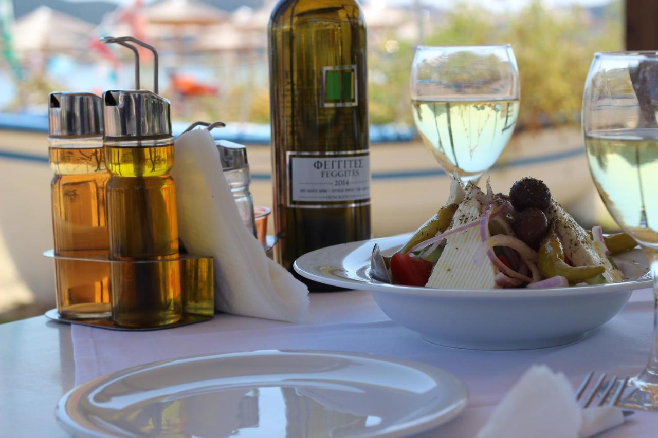 Marinis Boutique Rooms Nea Iraklitsa Екстериор снимка
