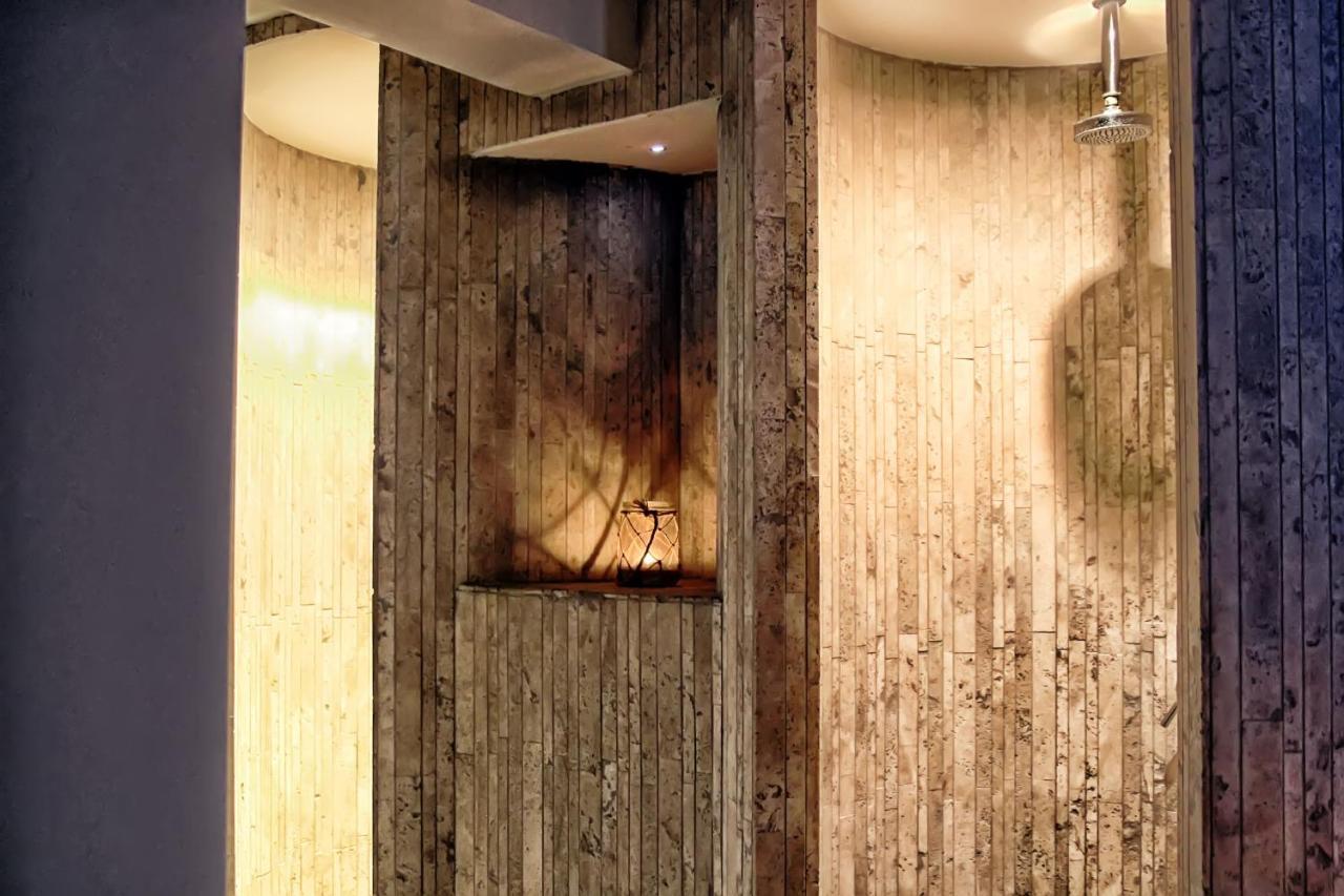 Marinis Boutique Rooms Nea Iraklitsa Екстериор снимка
