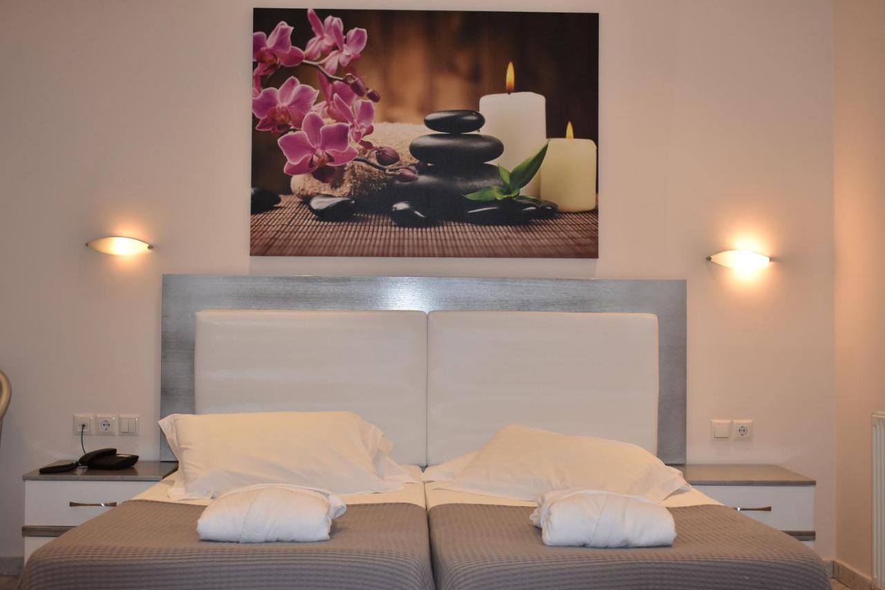 Marinis Boutique Rooms Nea Iraklitsa Екстериор снимка